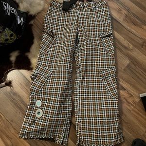 Womens Burton snowboard pants size medium
